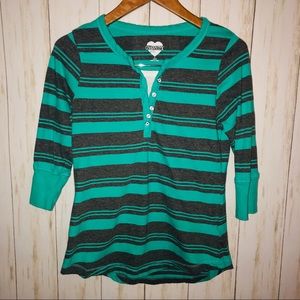 Cherry styx girls Large 3/4 sleeve